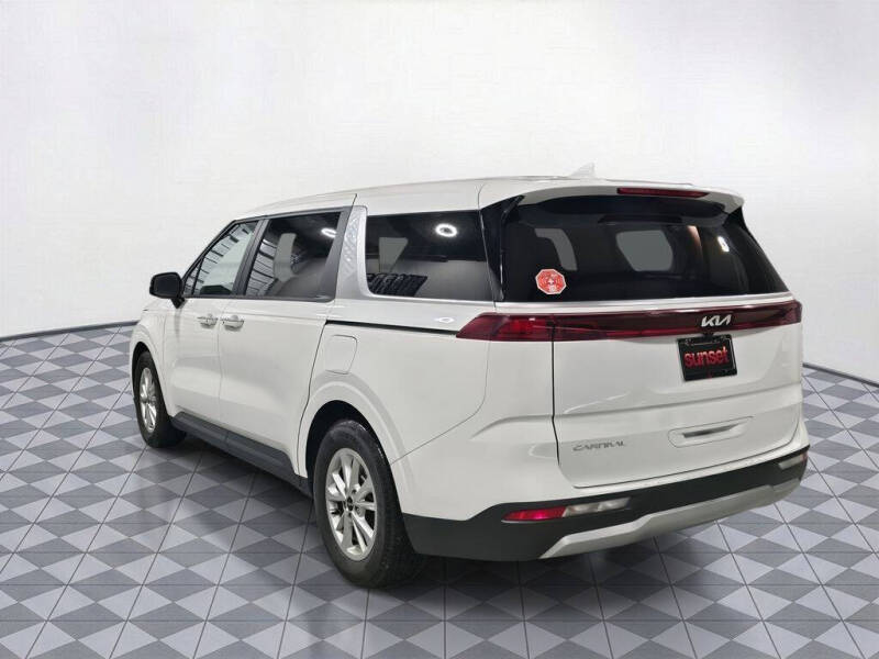 2024 Kia Carnival