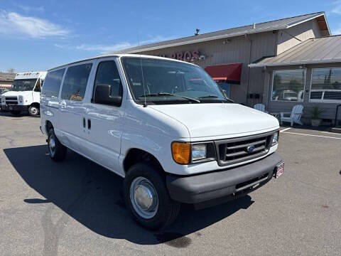 2004 Ford E-Series E-350 SD XL