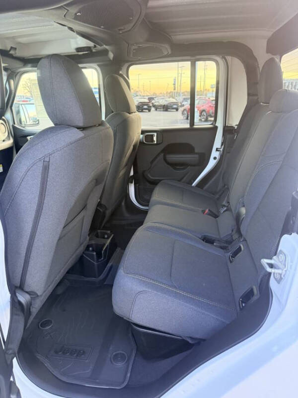 2026 Jeep Gladiator Sport S