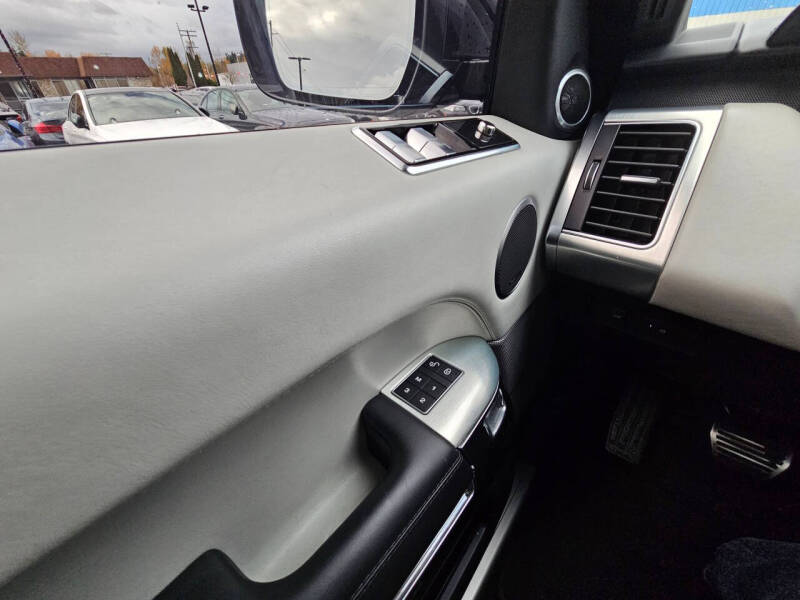 2018 Land Rover Range Rover Sport SVR