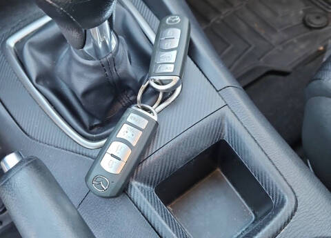 2015 Mazda MAZDA3 i SV