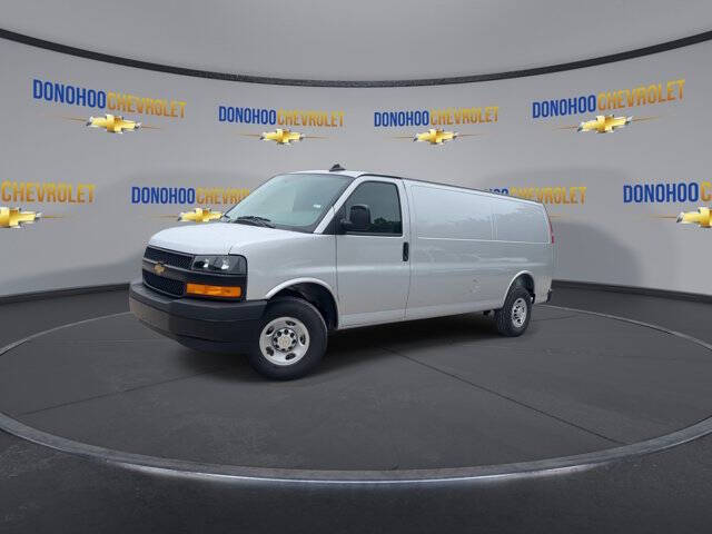 2025 Chevrolet Express 2500