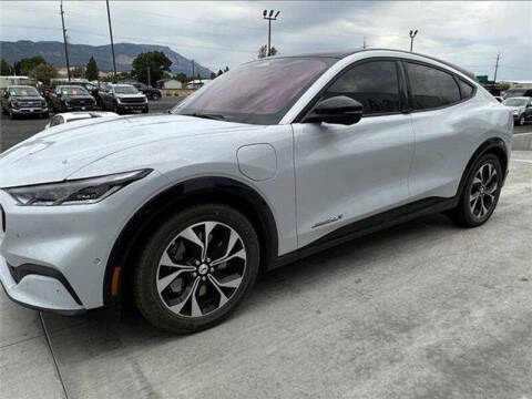 2022 Ford Mustang Mach-E Premium