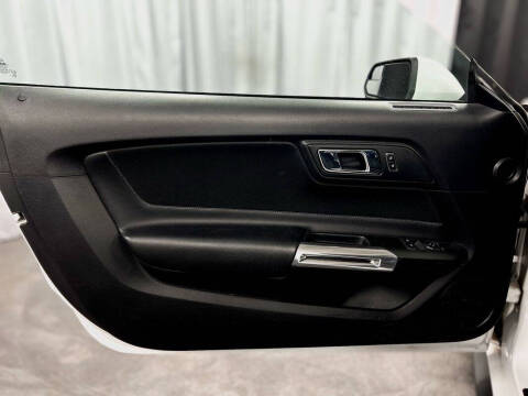 2017 Ford Mustang EcoBoost