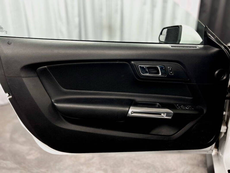 2017 Ford Mustang EcoBoost