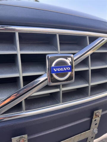 2001 Volvo V70 XC