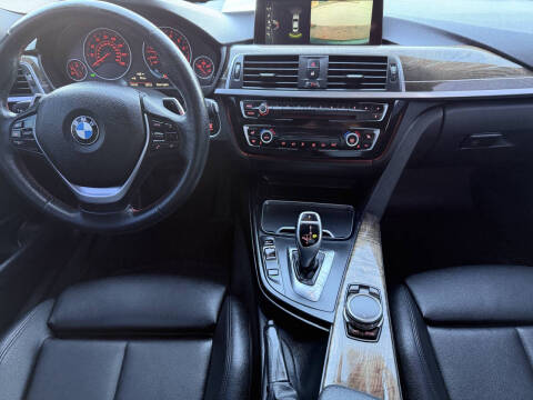 2017 BMW 3 Series 330i