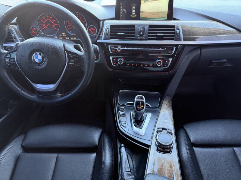 2017 BMW 3 Series 330i