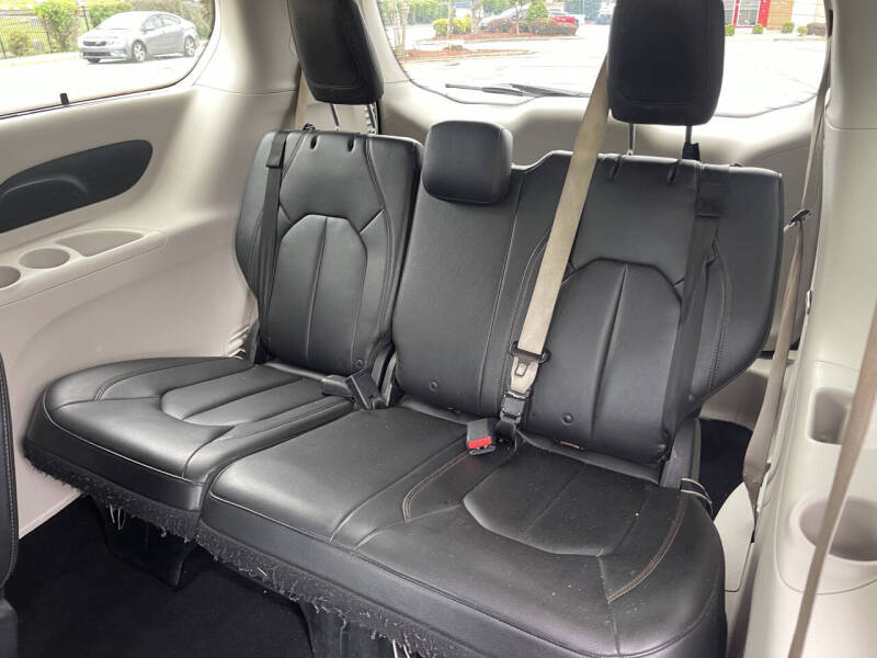 2017 Chrysler Pacifica Touring Plus