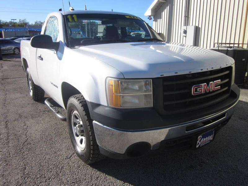 2011 GMC Sierra 1500 Work Truck photo 2