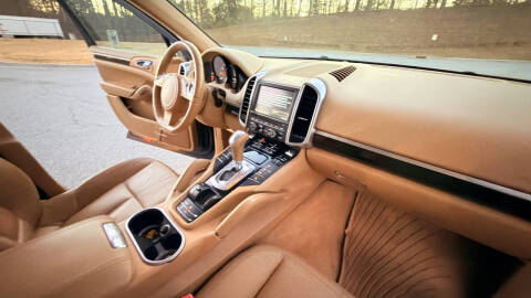 2011 Porsche Cayenne Tiptronic