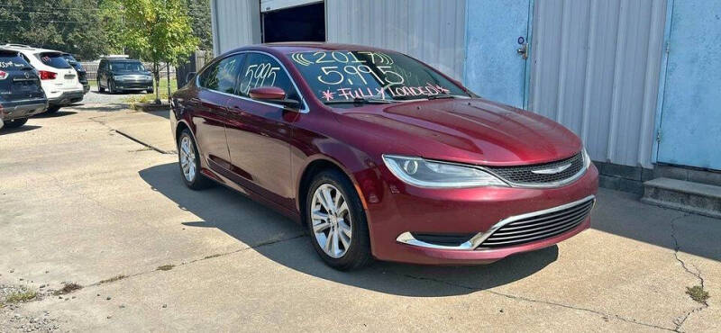 2017 Chrysler 200 Limited photo 2