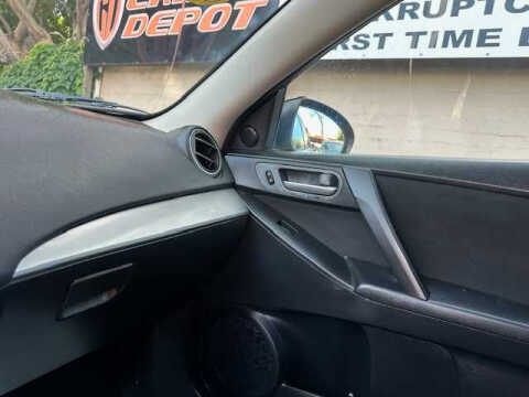 2010 Mazda MAZDA3 i Touring