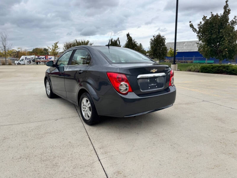 2013 Chevrolet Sonic LT Auto