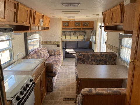 2003 R-Vision Trail Lite