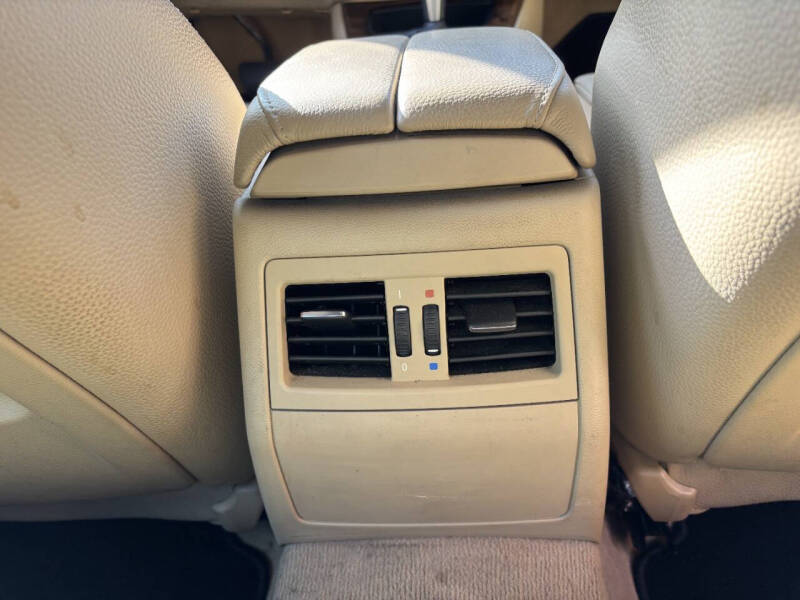 2011 BMW 3 Series 335i