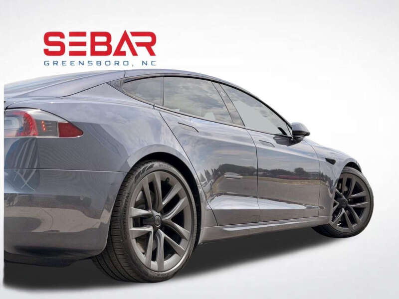 2022 Tesla Model S Plaid
