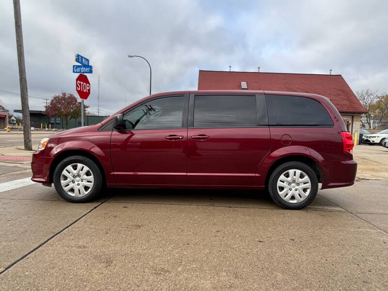 2018 Dodge Grand Caravan SE photo 8