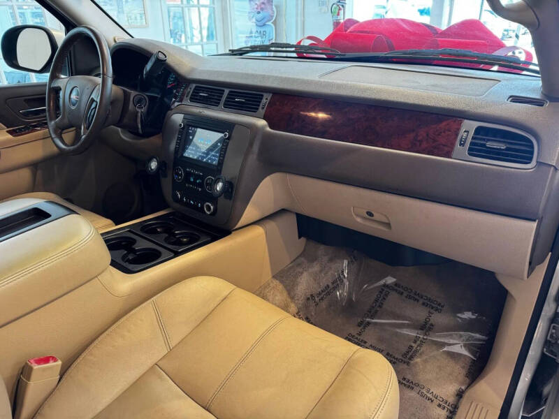 2014 GMC Yukon XL SLT