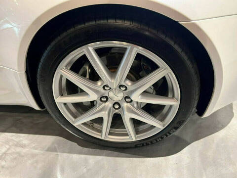 2013 Aston Martin V8 Vantage