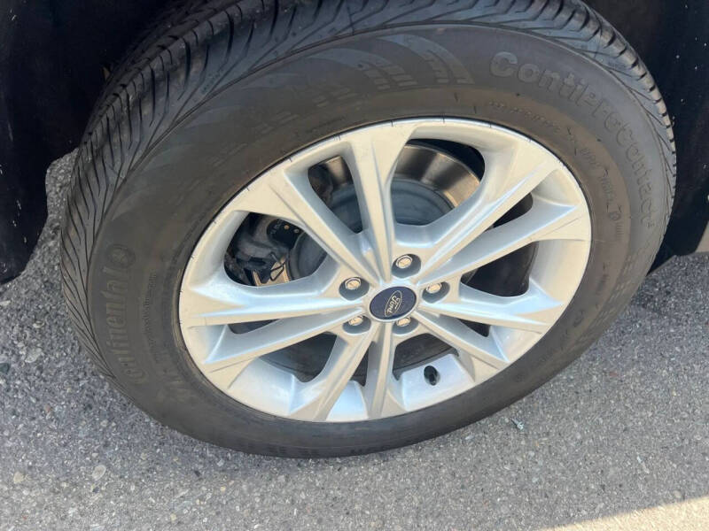 2019 Ford Escape SE
