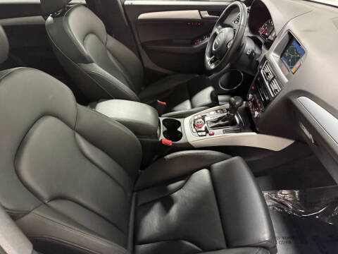2017 Audi Q5 2.0T quattro Premium Plus