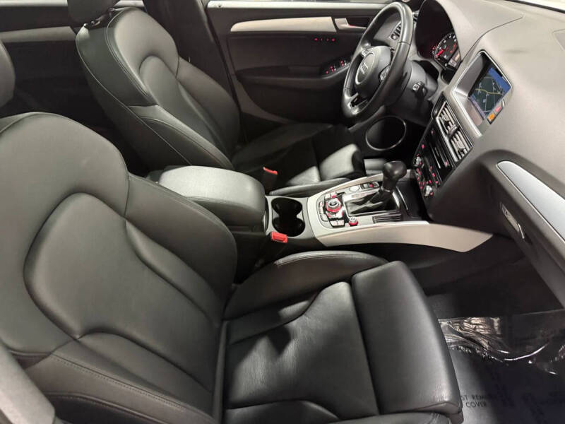 2017 Audi Q5 2.0T quattro Premium Plus