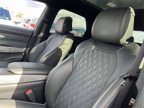 2025 Genesis GV70 3.5T Sport