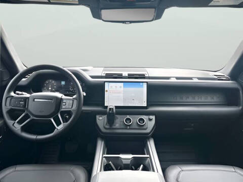 2025 Land Rover Defender 110 P400 S