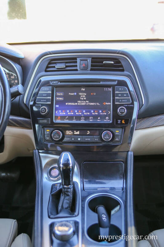 2017 Nissan Maxima Platinum