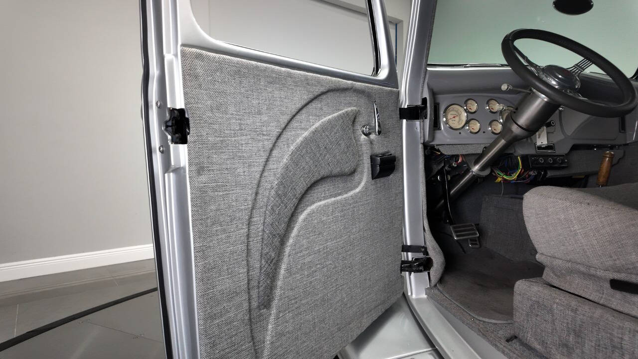 1936 Ford F-100 40