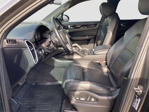 2019 Porsche Cayenne S