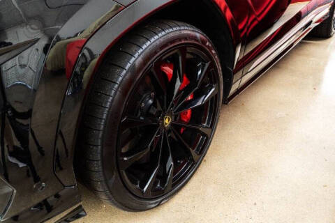 2020 Lamborghini Urus