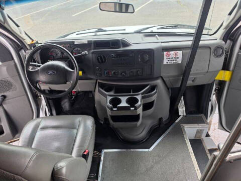 2009 Ford E-Series E-350 SD