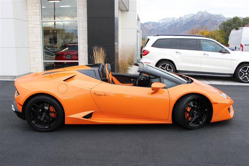 2017 Lamborghini Huracan LP 580-2 Spyder