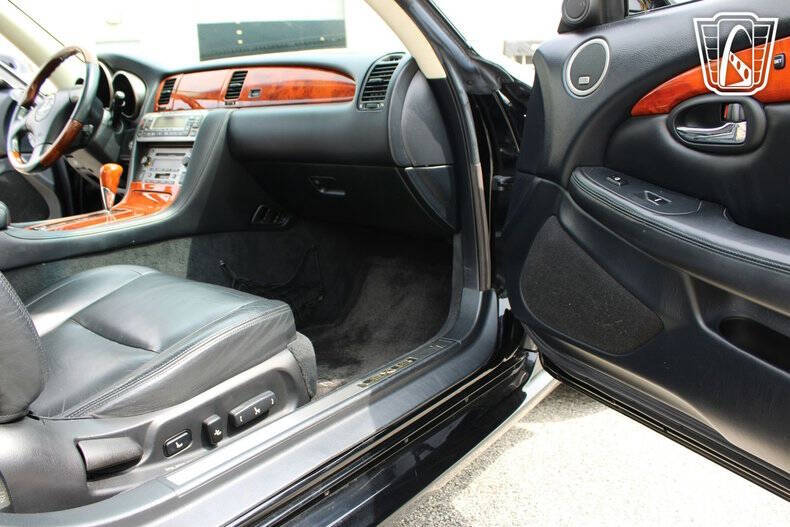 2002 Lexus SC 430