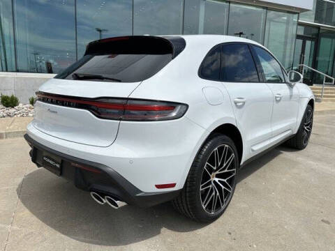 2025 Porsche Macan