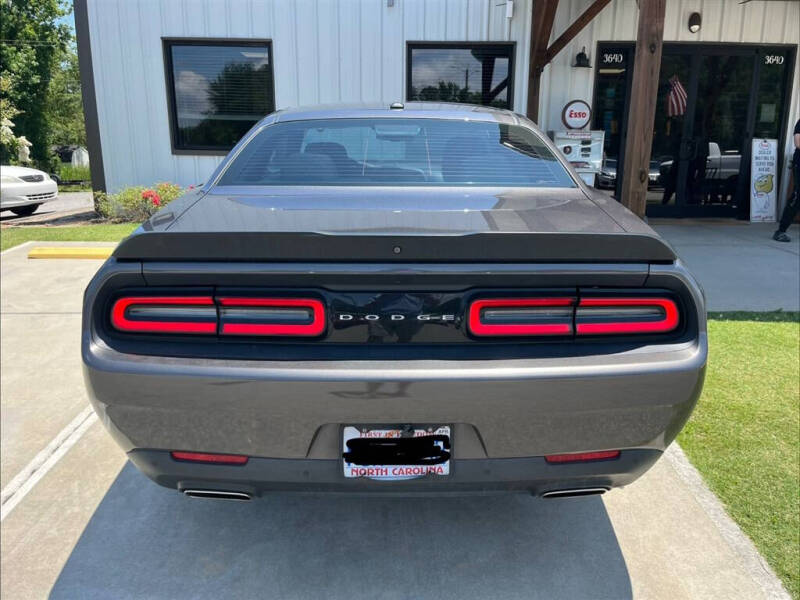 2019 Dodge Challenger SXT