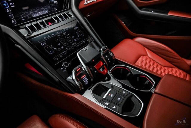 2022 Lamborghini Urus