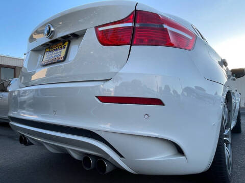 2011 BMW X6 M
