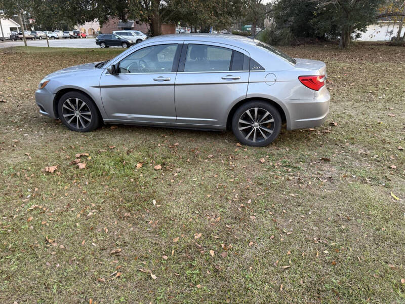 2013 Chrysler 200 Touring