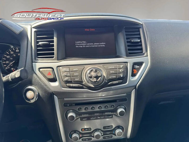 2020 Nissan Pathfinder SL