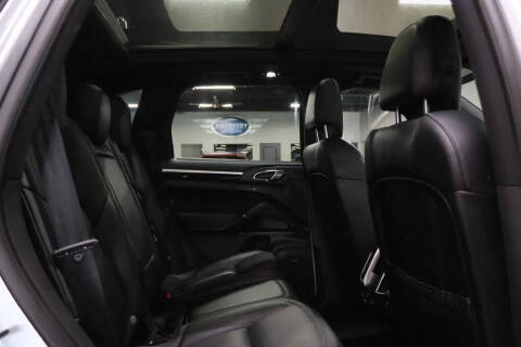 2017 Porsche Cayenne S E-Hybrid Platinum Edition