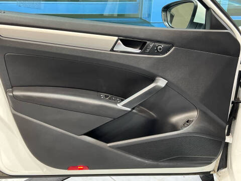 2022 Volkswagen Passat SE