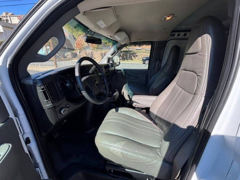 2019 Chevrolet Express 2500