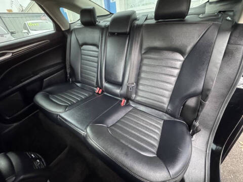 2018 Ford Fusion Hybrid SE