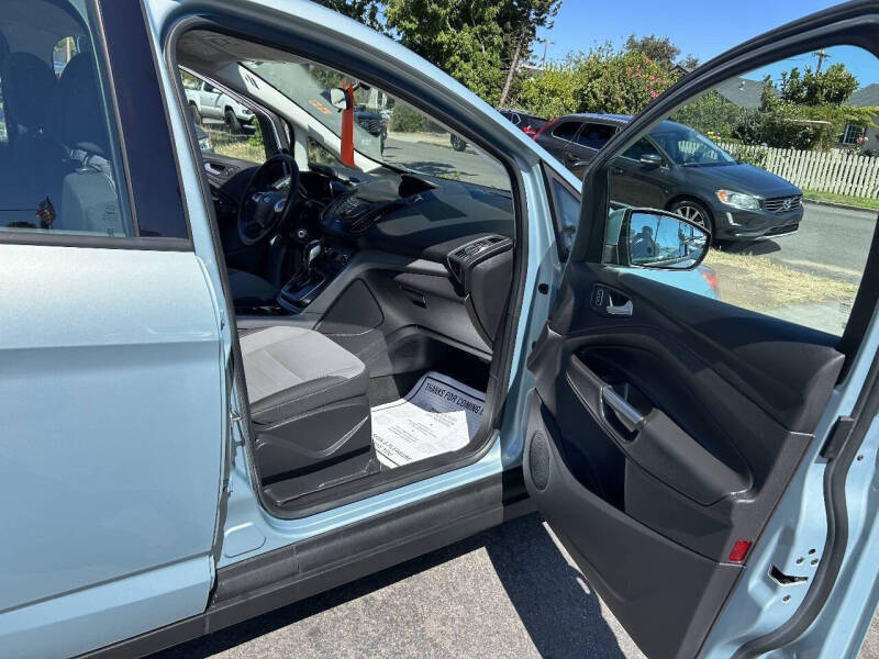 2013 Ford C-MAX Hybrid SE