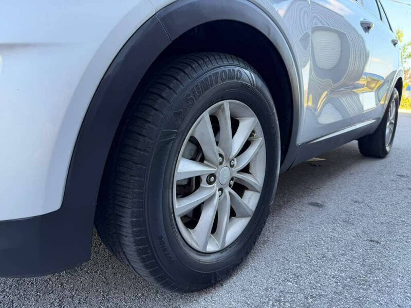 2016 Kia Sorento LX