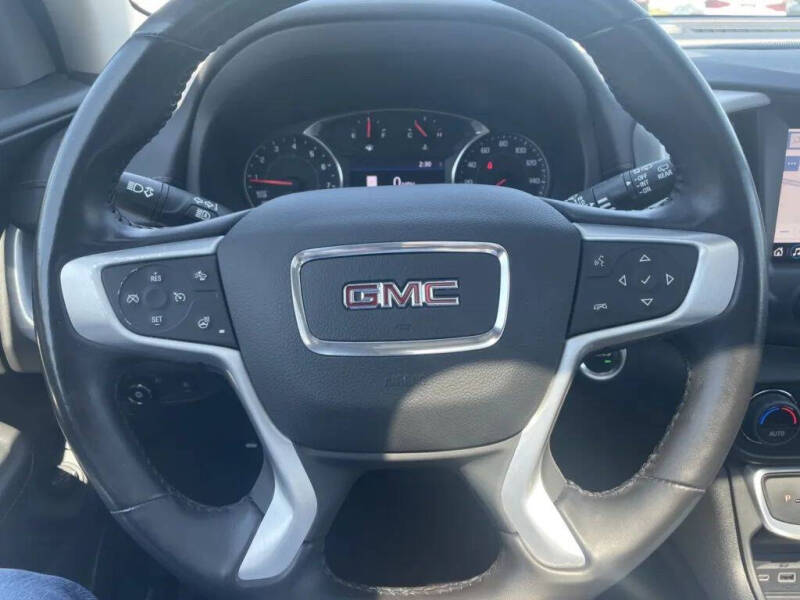 2022 GMC Terrain SLT