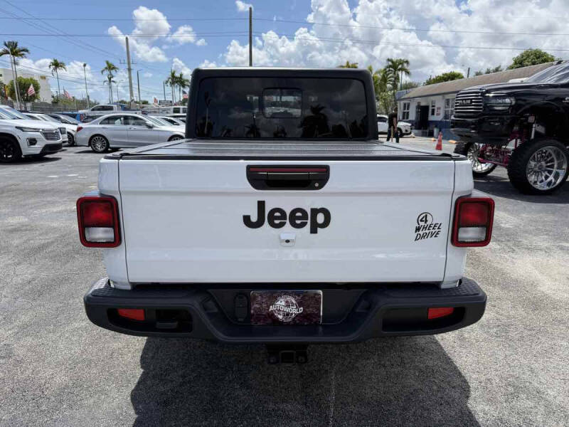 2023 Jeep Gladiator Willys